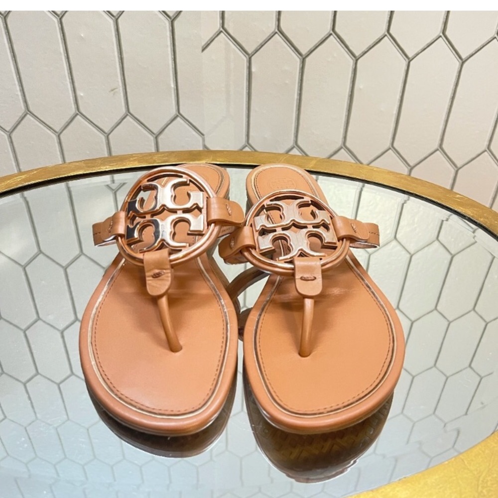 TORY BURCH Miller Metal Logo Leather Sandal in Tan/ Rose Gold Size US Women's 7
